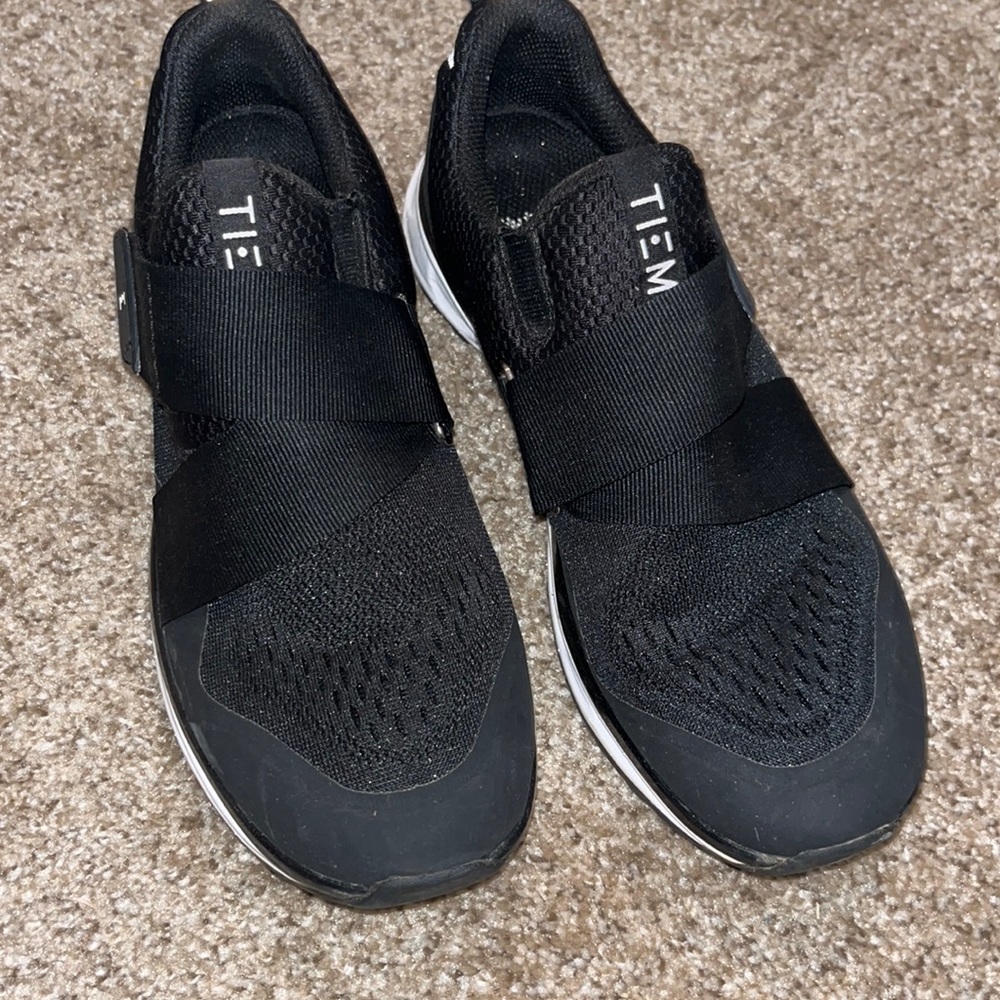 Tiem Slipstream Cycling Sneaker - Black - size 6.5